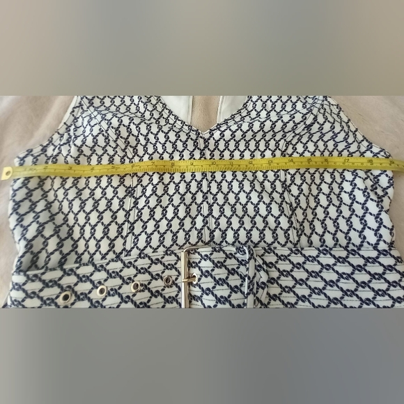 TOMMY HILFIGER Belted V-Neck Dress - Picture 5 of 6